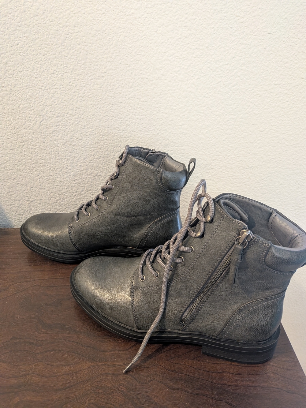 BareTraps Gray Combat Boots Women's Size 8.5